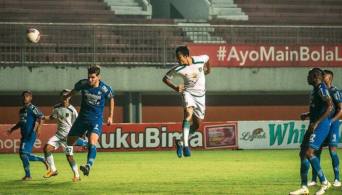Aji dan Robert Sama-sama Benci Sepak Bola Defensif